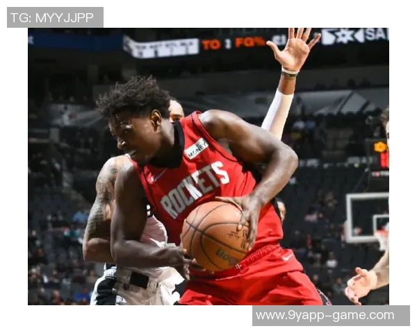 老将巴恩斯关键时刻连得7分助马刺赢球精彩海报发布